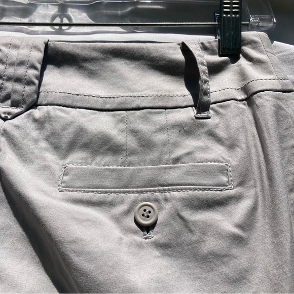 Ann Taylor Loft Petites khaki slacks, size 2P - Picture 9 of 9